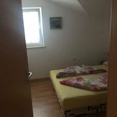 Neja *
